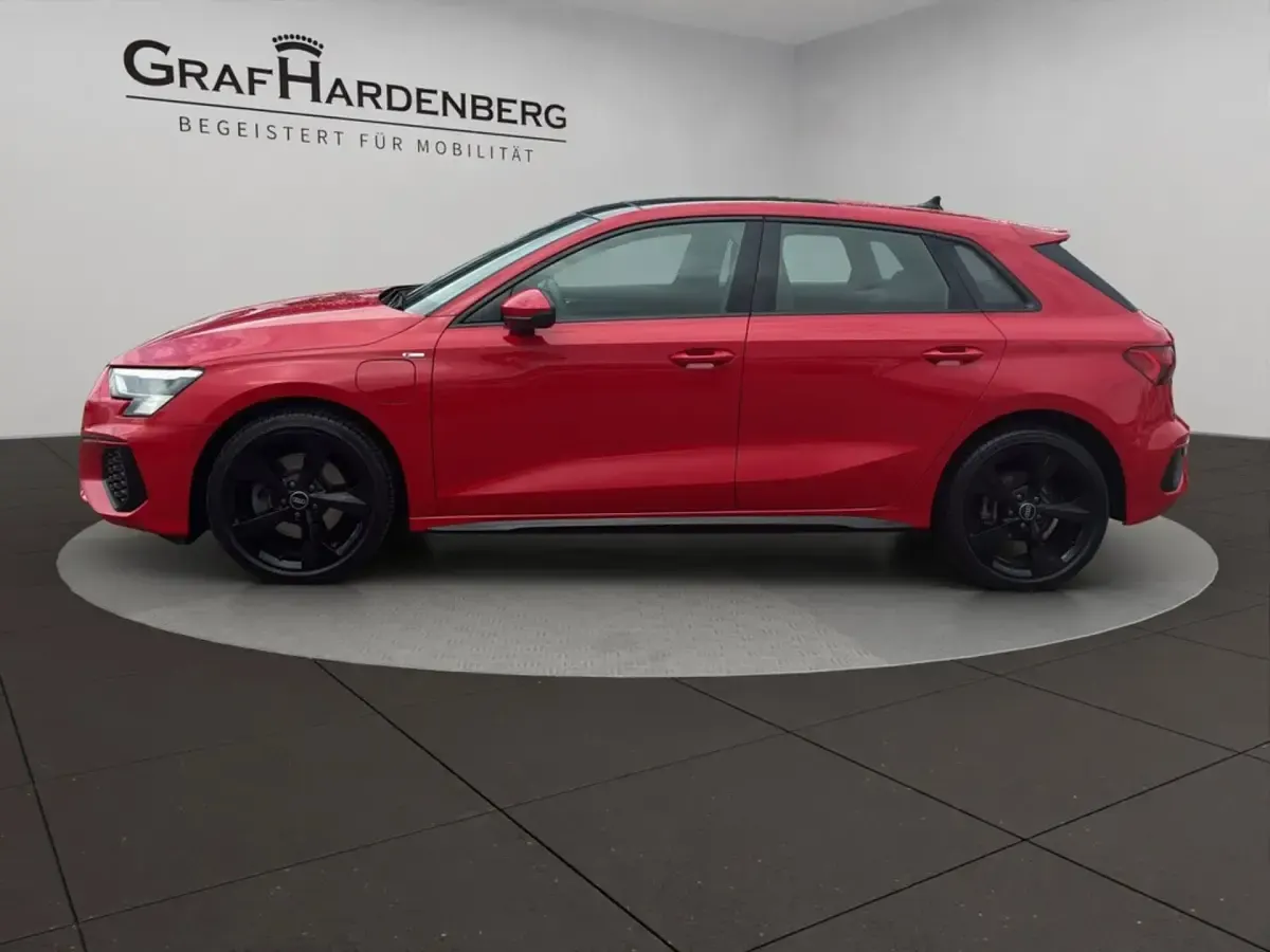 Gebraucht Audi A3 Sportback e-tron S-Line 204 PS (150 kW) 2021 Kleinwagen