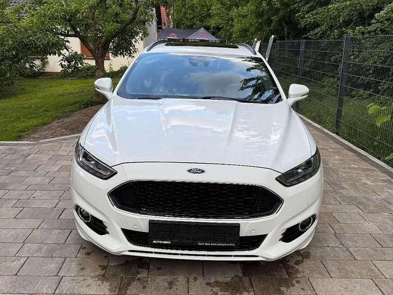 Weiß Gebraucht 2019 Ford Mondeo ST-Line Kombi | 11.500 € (Superpreis) - Bild 1/4