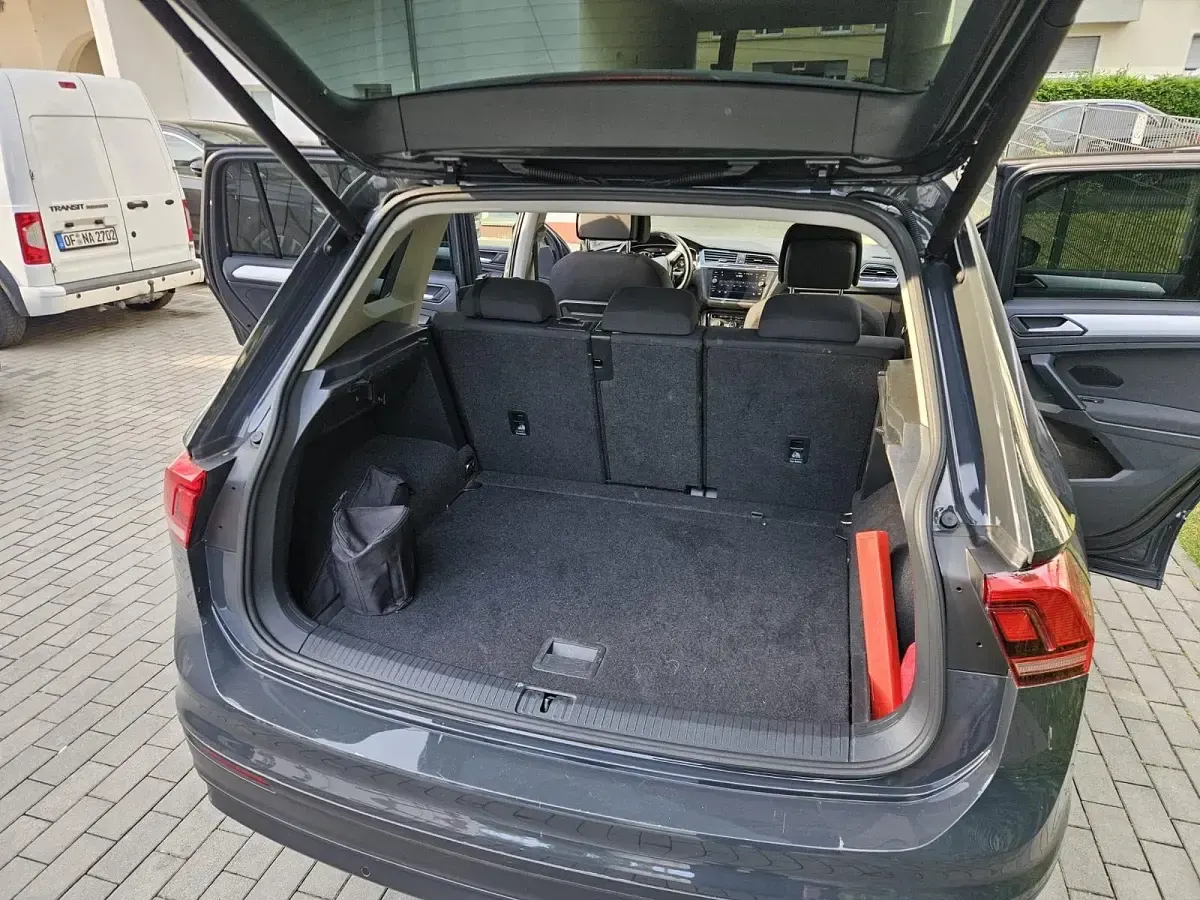Gebraucht VW Tiguan 150 PS (110 kW) 2018 Grau SUV