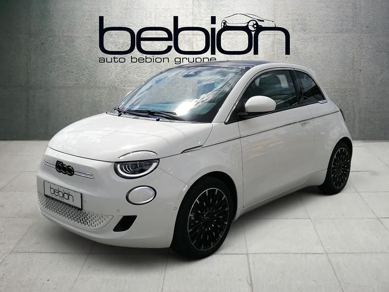 Gebraucht Fiat 500e La Prima 86 kW (117 PS) 2023 Colore esterno arktis weiss Kleinwagen
