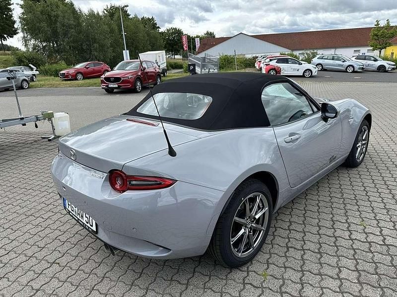 Neu Mazda MX5 Exclusive-Line 132 PS (97 kW) 2025 Aero gray m Cabrio
