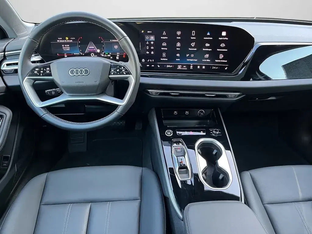Gebraucht Audi A6 Advanced Plus 204 PS (150 kW) 2025 Firmamentblau metallic (metallic) Kombi