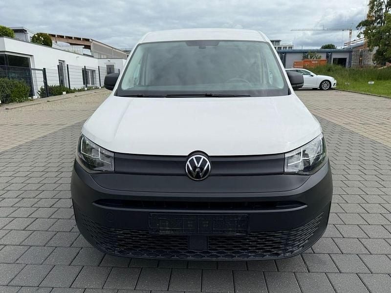 Second-hand VW Caddy 102 CP (75 kW) 2022 Alb Monovolum
