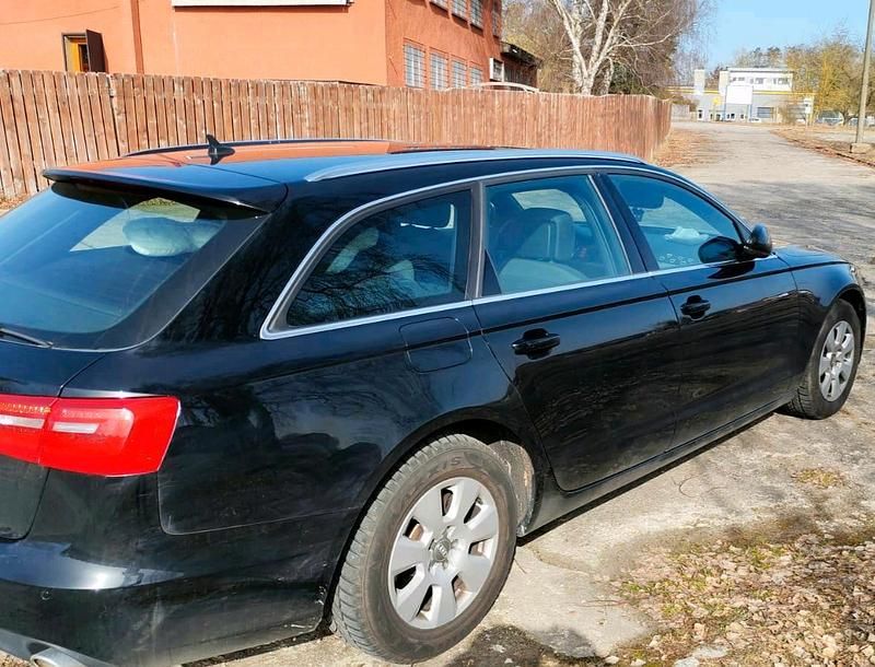 Gebraucht Audi A6 204 PS (150 kW) 2013 Schwarz Kombi