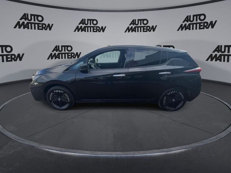 Gebraucht Nissan Leaf 160 kW (218 PS) 2022 Black (m) (metallic) Kleinwagen