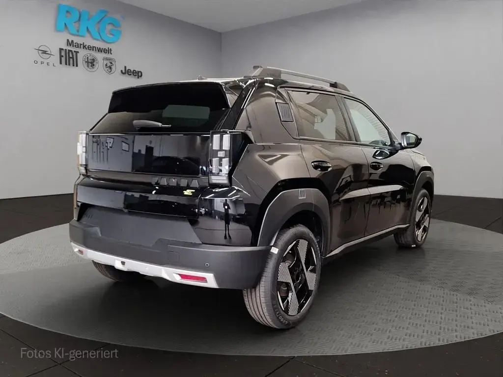 Neu Fiat Grande Panda La Prima 83 kW (113 PS) 2026 Schwarz Kleinwagen