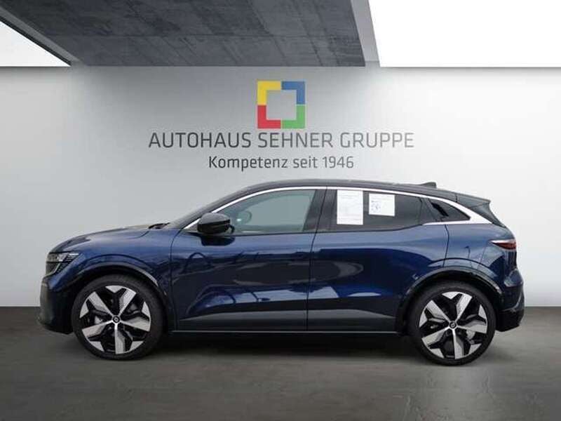 Gebraucht Renault Megane E-Tech Techno 160 kW (218 PS) 2023 Nachtblau metallic, black pearlschwarz metallic Limousine