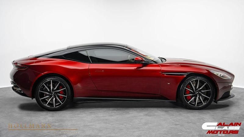 Gebraucht Aston Martin DB11 608 PS (447 kW) 2020 Rot Cabrio