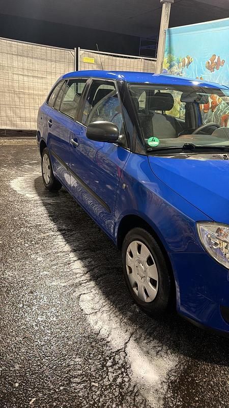 Gebraucht Skoda Fabia 75 PS (55 kW) 2010 Blau Kombi
