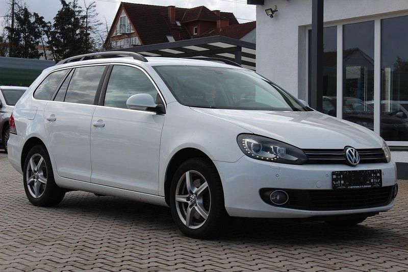 Gebraucht VW Golf VII 140 PS (102 kW) 2013 Weiß Kombi