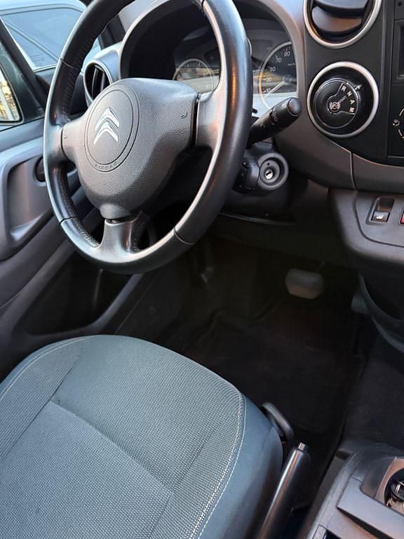 Gebraucht Citroën Berlingo 99 PS (72 kW) 2017 Grau Van / Kleinbus