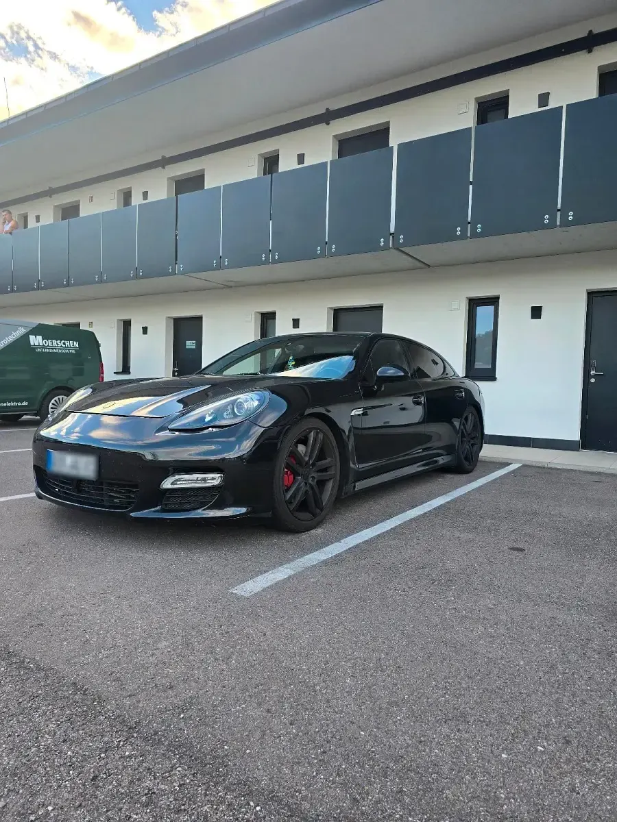 Gebraucht Porsche Panamera 400 PS (294 kW) 2009 Schwarz Kleinwagen