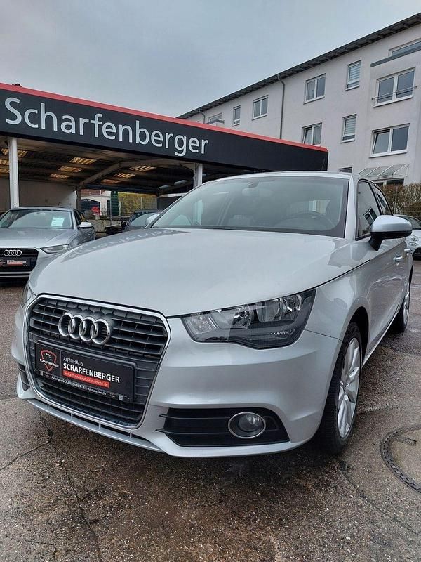 Silber Gebraucht 2014 Audi A1 Ambition Kleinwagen | 10.900 € (Fairer Preis) - Bild 1/4