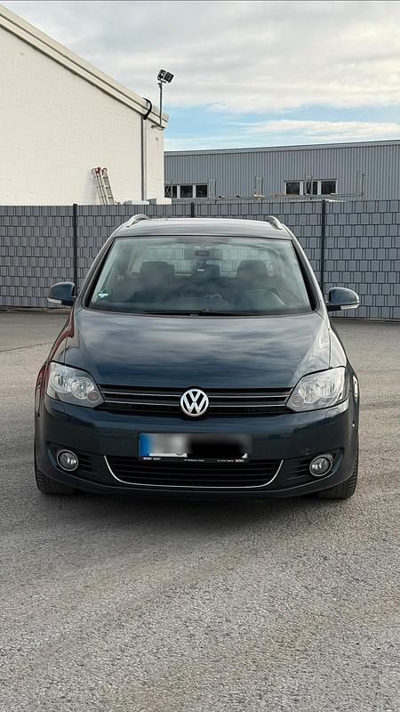 Blau Gebraucht 2009 VW Golf Plus Cross Van / Kleinbus | 5.999 € (Teuer) - Bild 1/4
