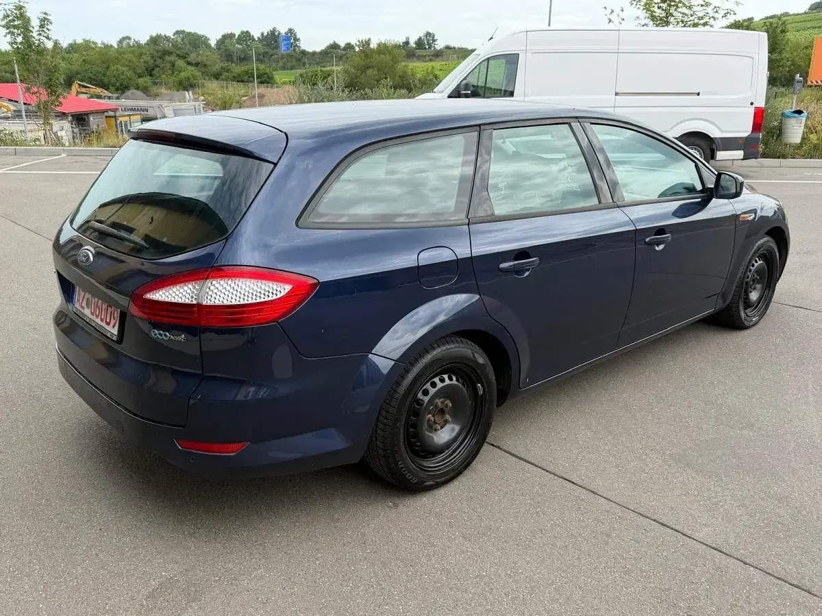 Gebraucht Ford Mondeo 116 PS (85 kW) 2009 Blau Kombi