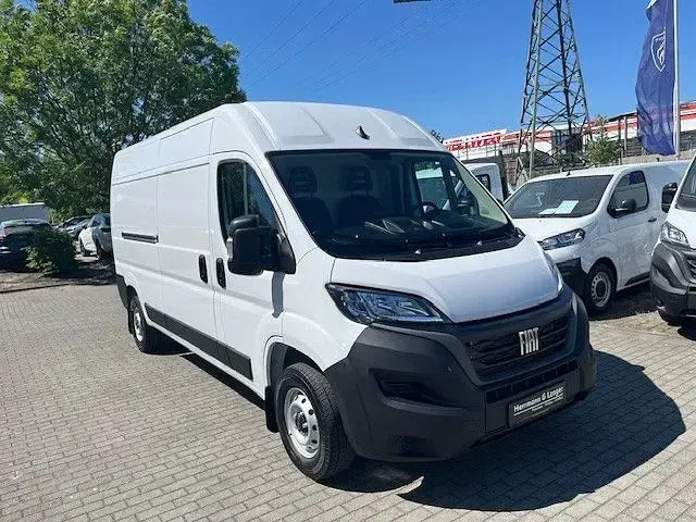 Gebraucht Fiat Ducato 140 PS (102 kW) 2024 Weiß Van