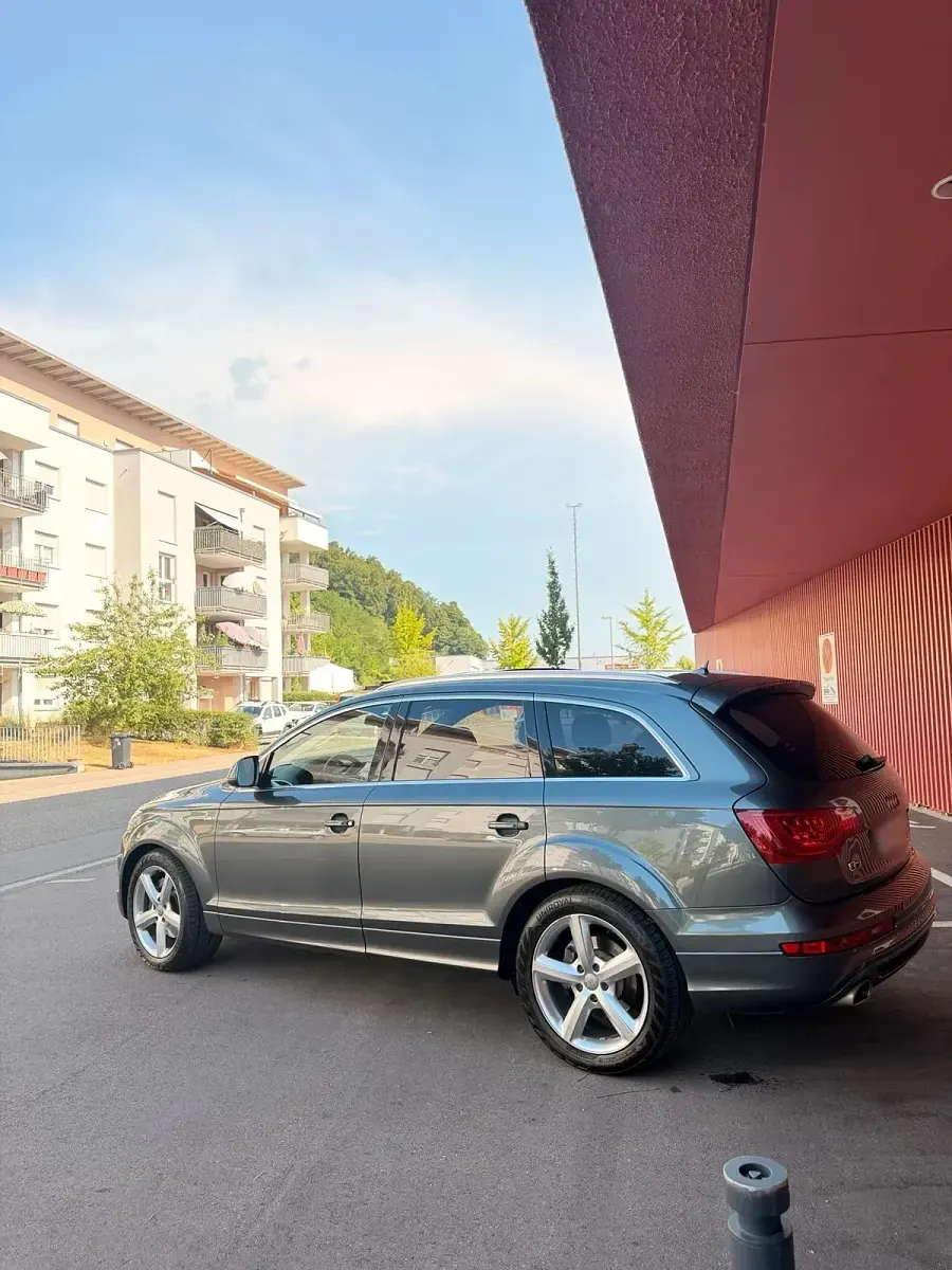 Gebraucht Audi Q7 280 PS (205 kW) 2014 Grau SUV