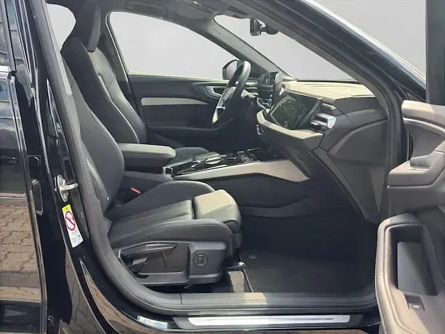 Gebraucht Audi A5 204 PS (150 kW) 2025 Mythosschwarz metallic Kombi