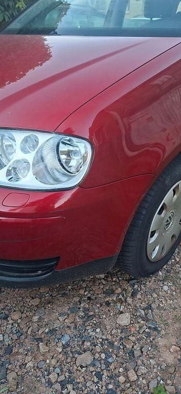 Rot Gebraucht 2003 VW Touran Highline Van / Kleinbus | 3.700 € (Etwas zu teuer) - Bild 1/1