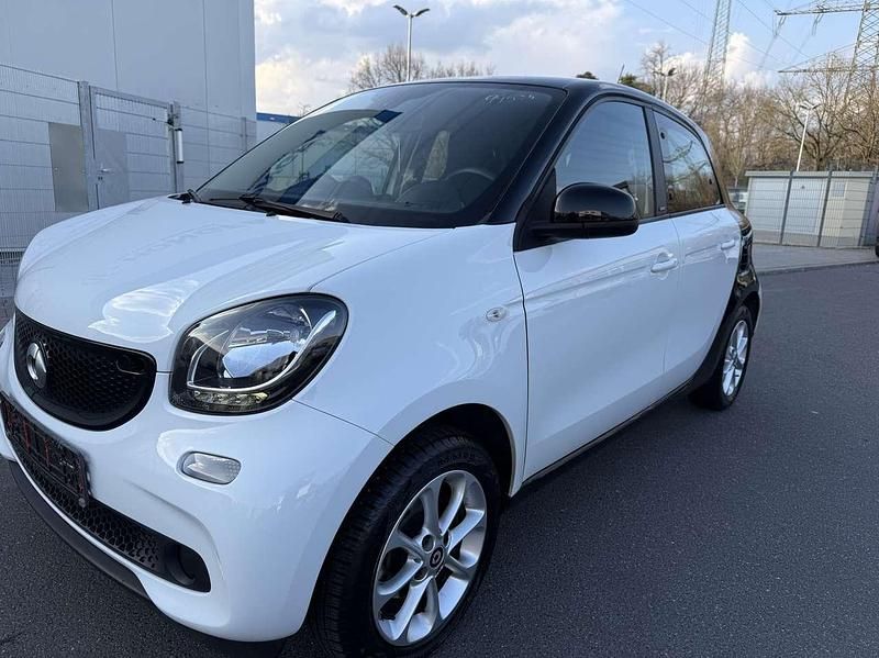 Gebraucht Smart ForFour Basis 71 PS (52 kW) 2016 Schwarz Kleinwagen