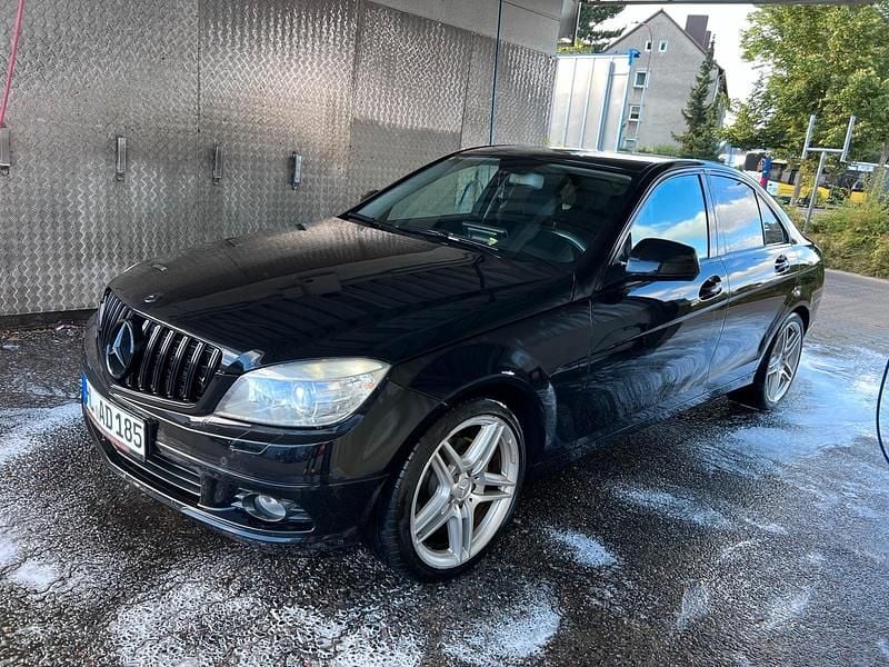 Schwarz Gebraucht 2007 Mercedes C180 Limousine | 3.500 € (Guter Preis) - Bild 1/4