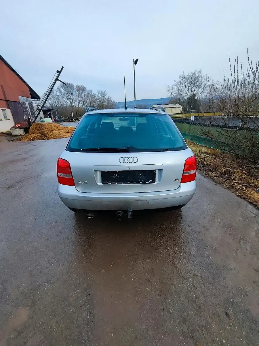 Gebraucht Audi A4 2001 Silber Kombi