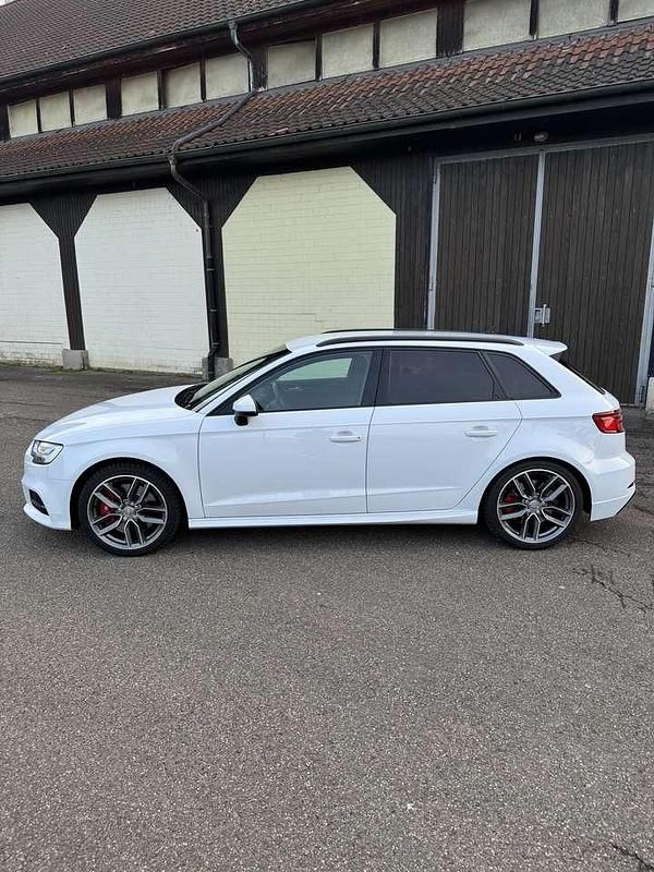 Gebraucht Audi S3 Ambiente 300 PS (220 kW) 2019 Weiß Kombi
