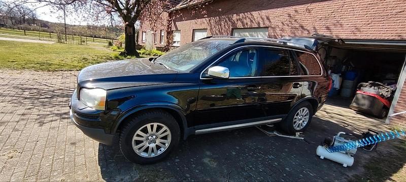 Schwarz Gebraucht 2009 Volvo XC90 SUV | 7.800 € (Fairer Preis) - Bild 1/4