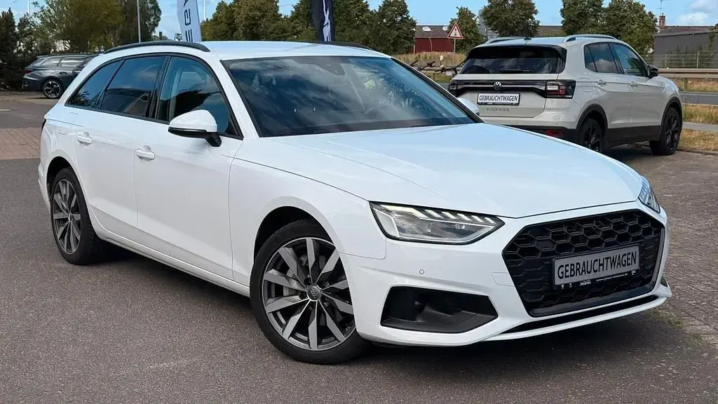 Gebraucht Audi A4 Sport 190 PS (139 kW) 2020 Weiß Kombi