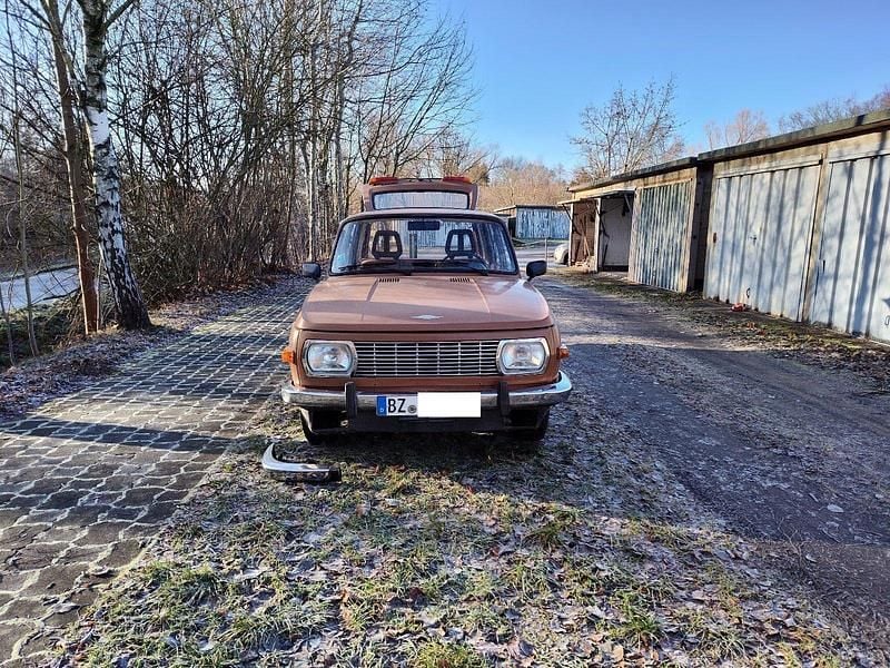 Gebraucht Wartburg 353 50 PS (36 kW) 1981 Braun Kombi
