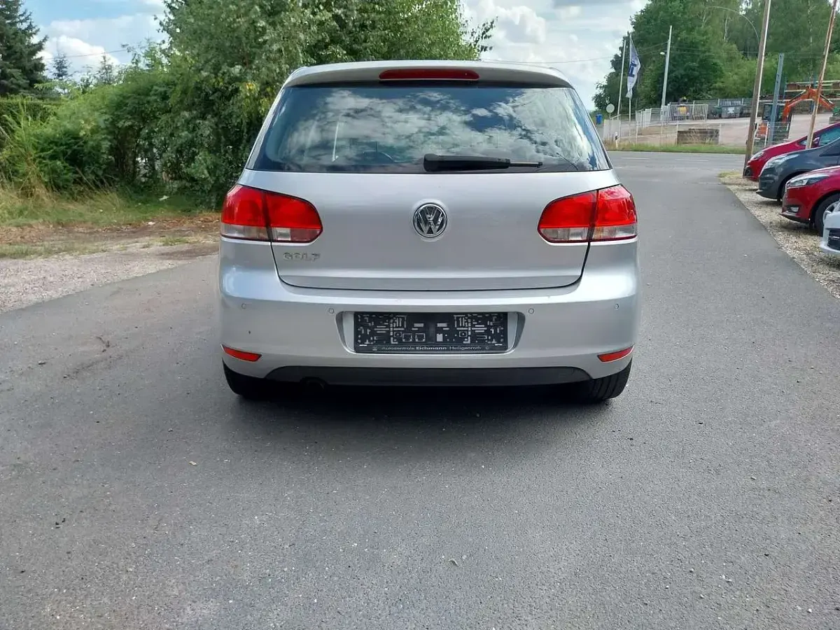 Gebraucht VW Golf VI Comfortline 105 PS (77 kW) 2010 Silber Kleinwagen