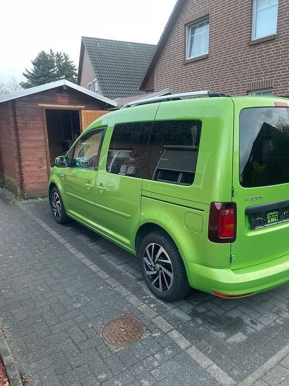 Gebraucht VW Caddy Join 150 PS (110 kW) 2019 Grün Van / Kleinbus