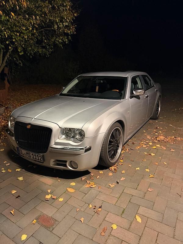 Silber Gebraucht 2004 Chrysler 300C Limousine | 4.000 € (Guter Preis) - Bild 1/4