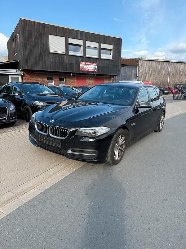 Schwarz Gebraucht 2014 BMW 518 Kombi | 7.500 € - Bild 1/4
