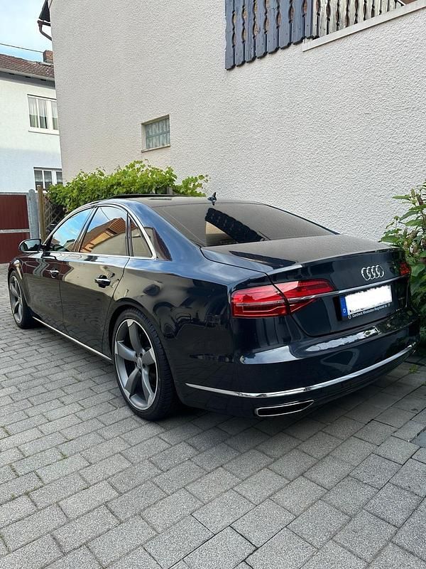 Gebraucht Audi A8 385 PS (283 kW) 2016 Blau Limousine
