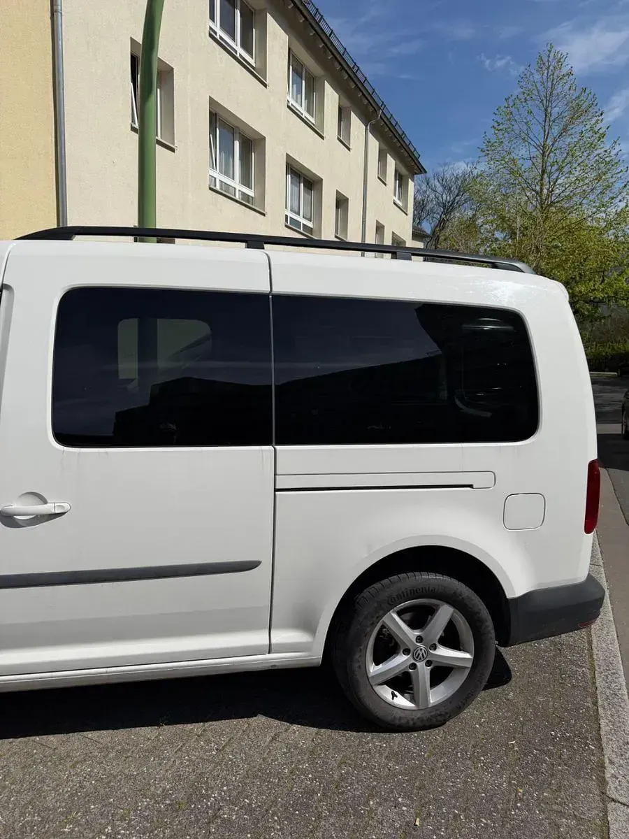 Gebraucht VW Caddy Trendline 102 PS (75 kW) 2016 Weiß Van / Kleinbus