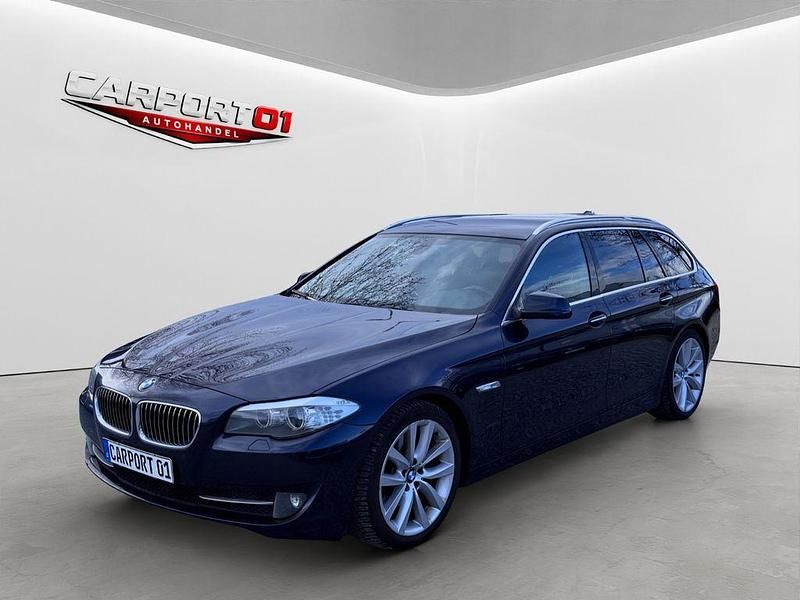 Gebraucht BMW 525 Sport Line 204 PS (150 kW) 2011 Blau Limousine