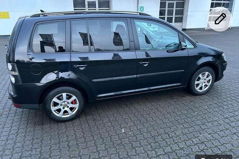 Gebraucht VW Touran Freestyle 140 PS (102 kW) 2010 Schwarz Van / Kleinbus