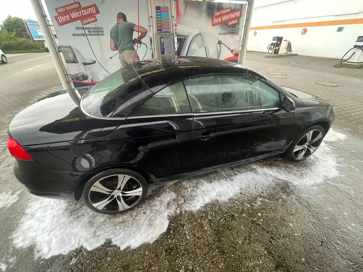 Używany VW Eos 115 KM (84 kW) 2007 Czarny Kabriolet