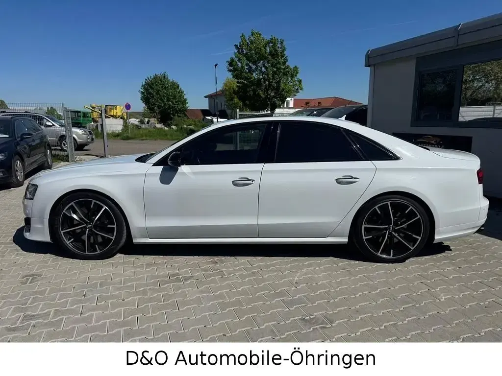 Gebraucht Audi S8 Ambiente 519 PS (381 kW) 2014 Weiß Limousine