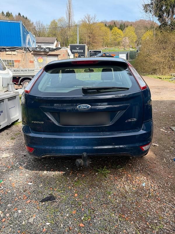 Second-hand Ford Focus 80 CP (58 kW) 2008 Albastru Berlinǎ