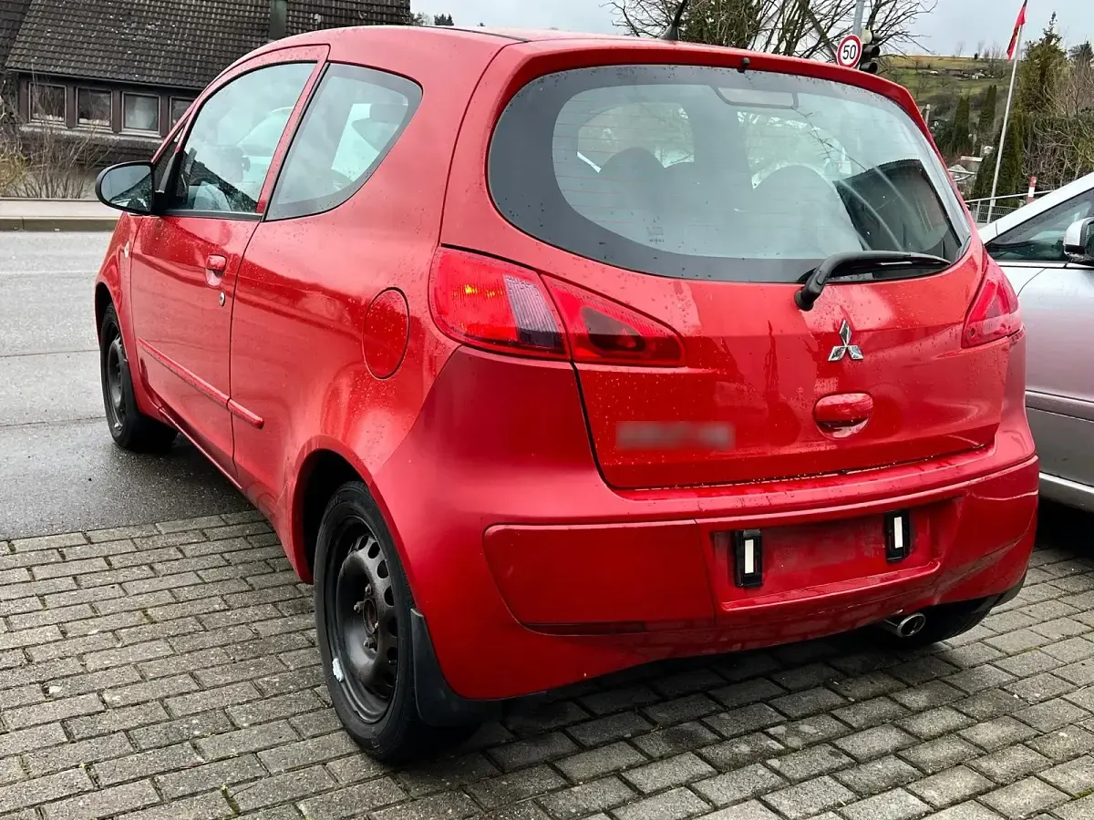 Gebraucht Mitsubishi Colt 90 PS (66 kW) 2007 Rot Kleinwagen
