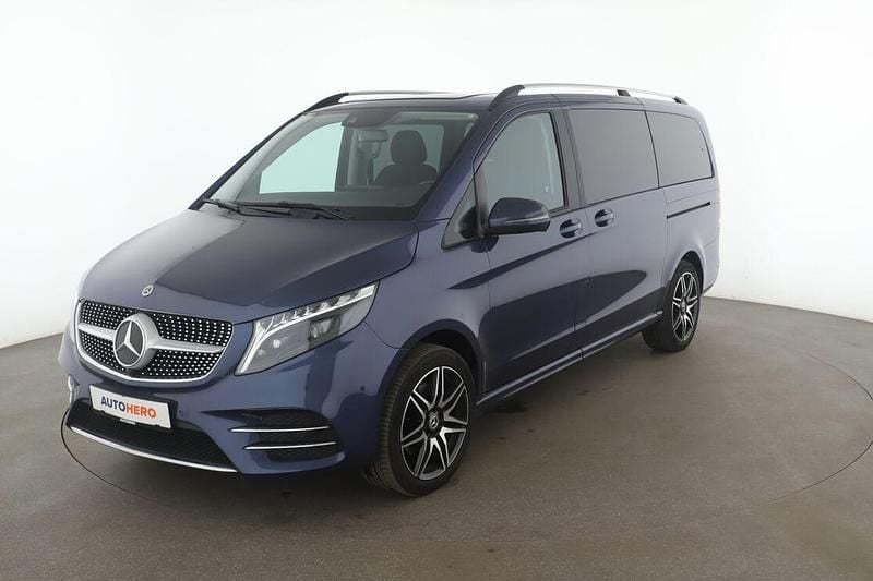 Blau Gebraucht 2022 Mercedes V250 Edition Van / Kleinbus | 48.220 € (Etwas zu teuer) - Bild 1/3