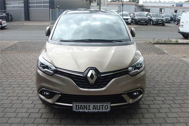 Gebraucht Renault Scénic IV Bose Edition 163 PS (119 kW) 2018 Gold Van / Kleinbus