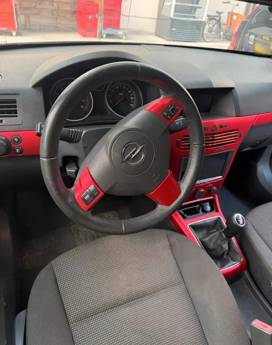 Gebraucht Opel Astra 140 PS (102 kW) 2006 Schwarz Cabrio