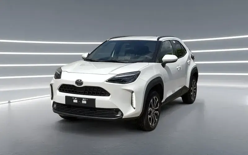 Neu Toyota Yaris Cross 130 PS (95 kW) 2026 Weiß SUV