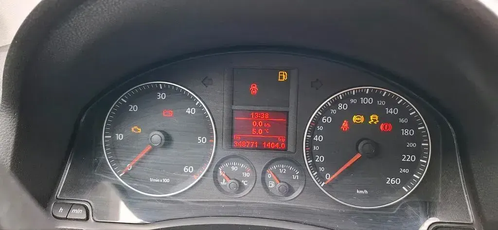 Gebraucht VW Golf VI 140 PS (102 kW) 2009 Silber Kleinwagen