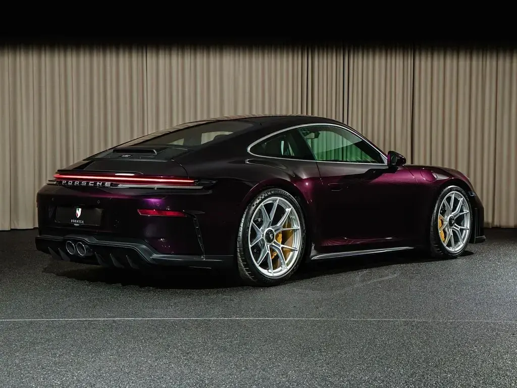 Neu Porsche 992 510 PS (375 kW) 2025 Violett