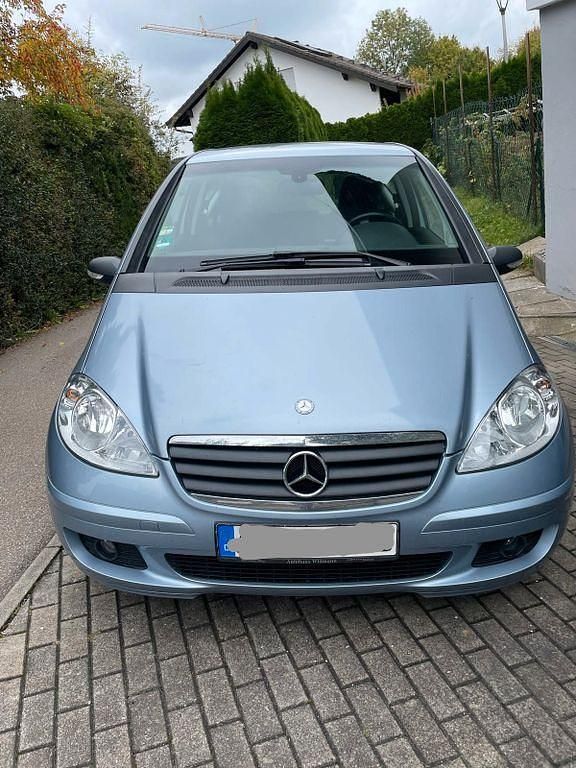 Silber Gebraucht 2006 Mercedes A150 Classic Limousine | 790 € (Superpreis) - Bild 1/4