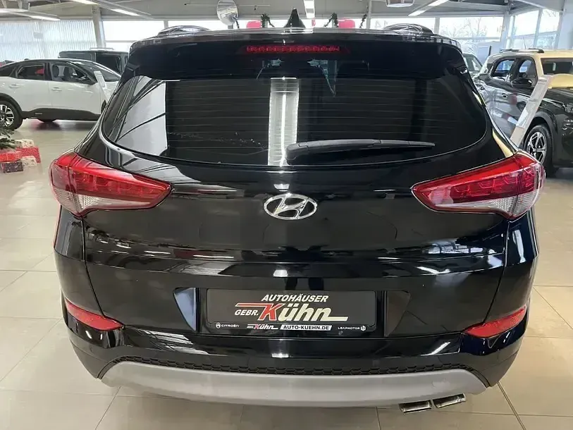 Gebraucht Hyundai Tucson Turbo 177 PS (130 kW) 2018 Phantom black (metallic) SUV